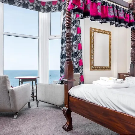 Riviera Guest house Whitby
