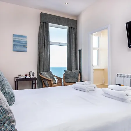 Guest house Riviera Whitby