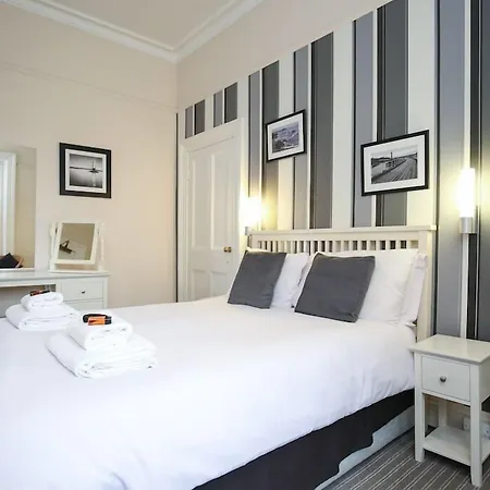 Riviera 4* Whitby