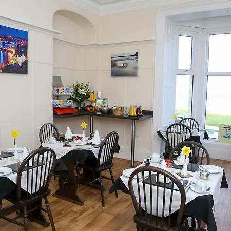 Riviera 3* Whitby